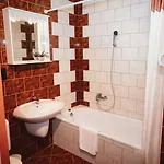 Apartmán Dali Haz - Apartmanhazak - *