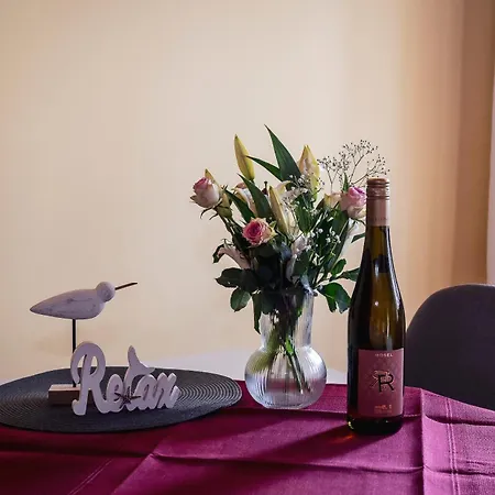 Apartamento Dali Ház - -