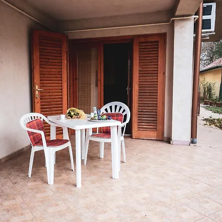 Dali Haz - Apartmanhazak - * Siofok