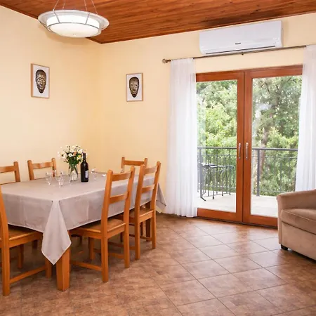 Dali Haz - Apartmanhazak - * Siofok