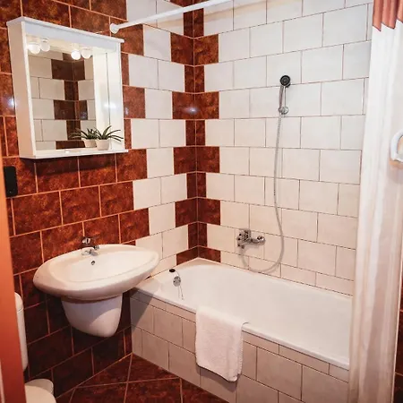 شقة Dali Haz - Apartmanhazak - *
